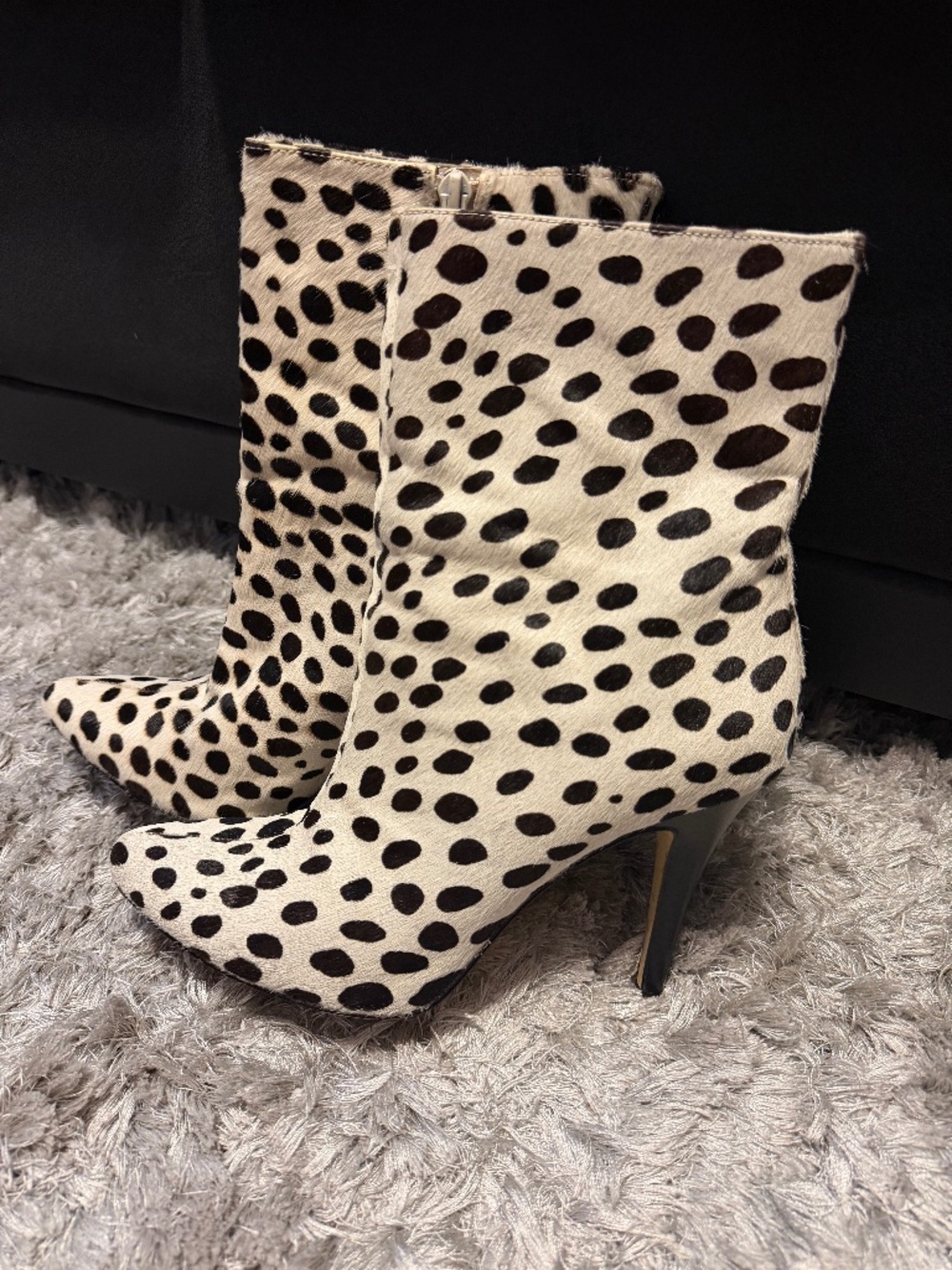 I N C Deandradal Dalmatian Ankle Boots 8